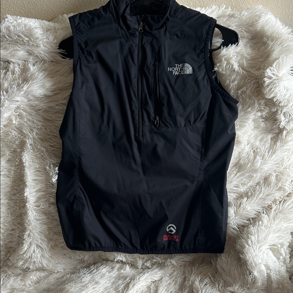The North Face Black Sleeveless Wind Shell Vest